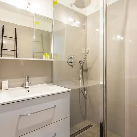 Spacious - 3br-6p - Champs Elysees *